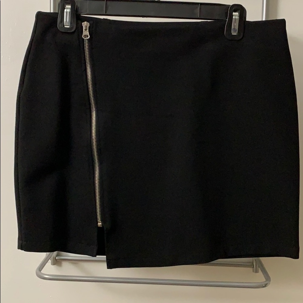 Asymmetrical Skirt with front zipper detail
